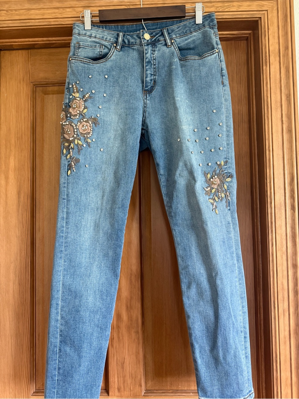 Joseph Ribkoff Light Blue Straight-Leg Jeans with Floral Embroidery